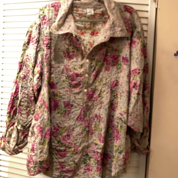 Magnolia Pearl Floral Blouse - Pink and Green - Picture 1 of 3